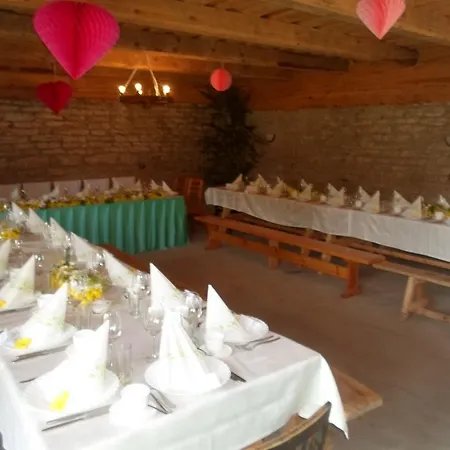 Ansumardi Farmstay *